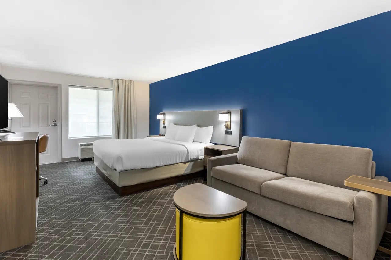 Spacious hotel suite